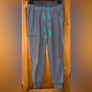 Women’s Figs Zamora Joggers
